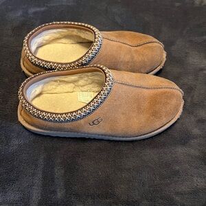 UGG Tasman